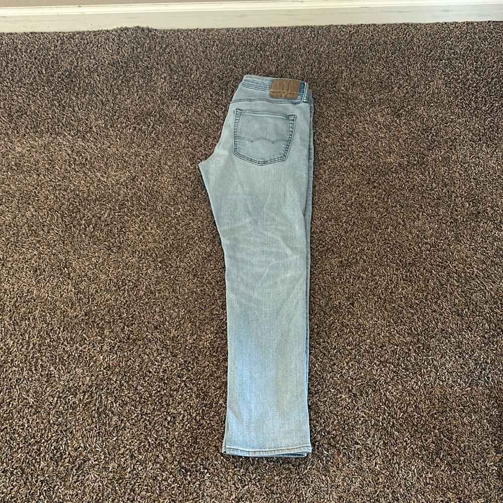 Men’s American Eagle jeans